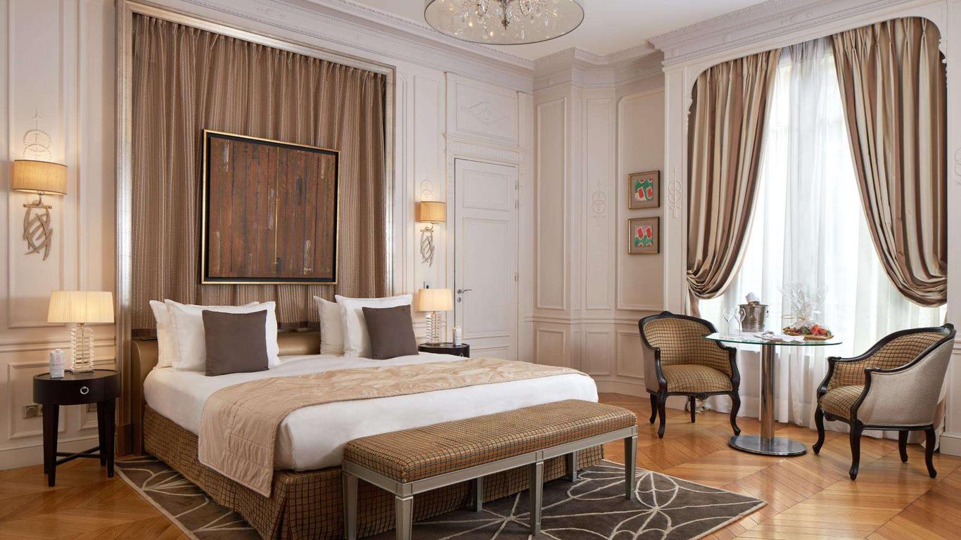 邁傑斯提克溫泉酒店 - 巴黎