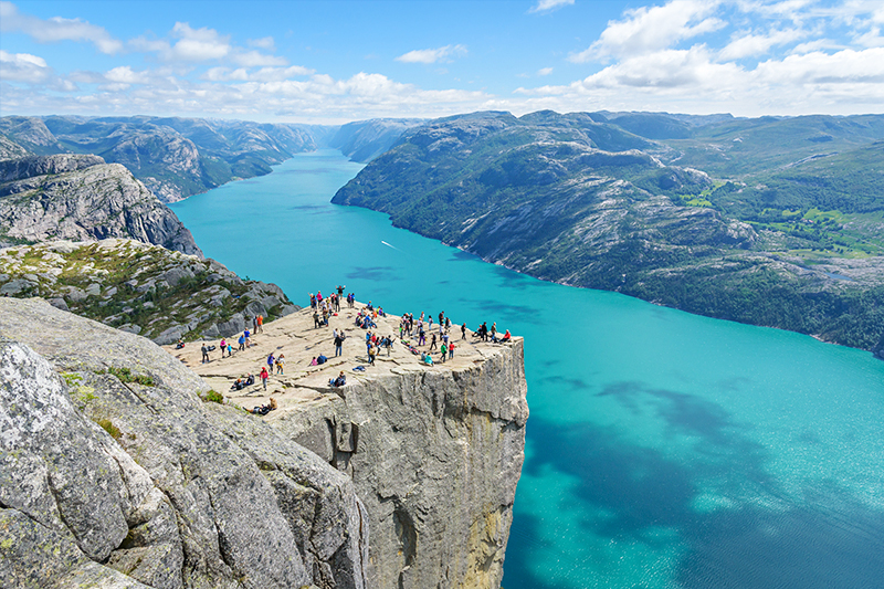 【世界奇觀】 北歐精選之挪威聖壇岩 Preikestolen / Pulpit Rock