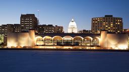 Wisconsin Educational Recruitment Fair附近的飯店