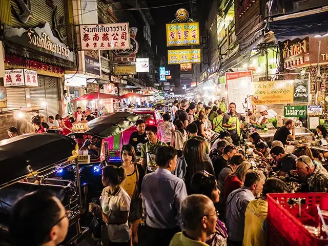 泰國自助旅行禮儀:腳被視為不潔
