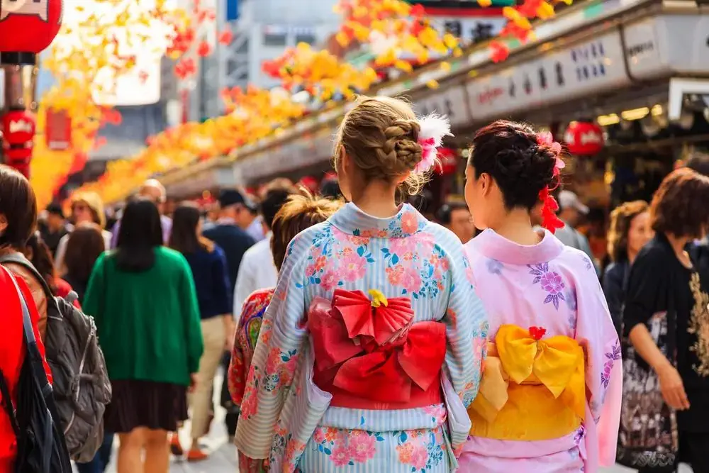 東京