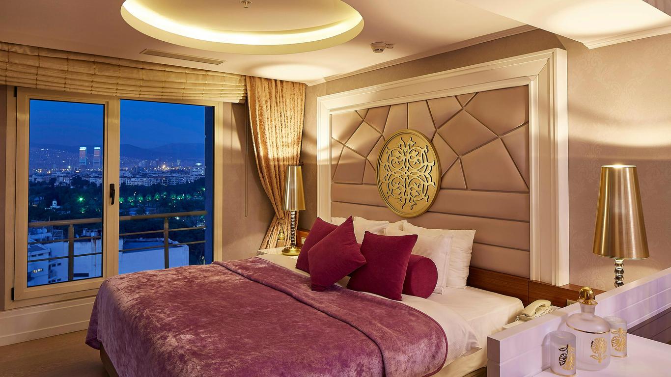 Doubletree By Hilton Hotel Izmir - 阿爾桑賈克 - 伊士麥