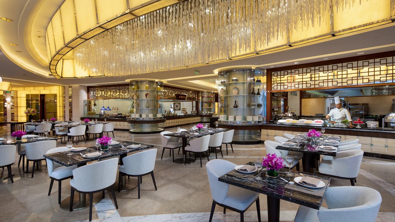 上海復旦皇冠假日酒店
