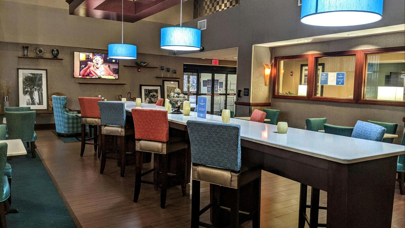 傑克遜維爾-海灘大道/馬約診所恒庭旅館及套房酒店 - 傑克遜維爾