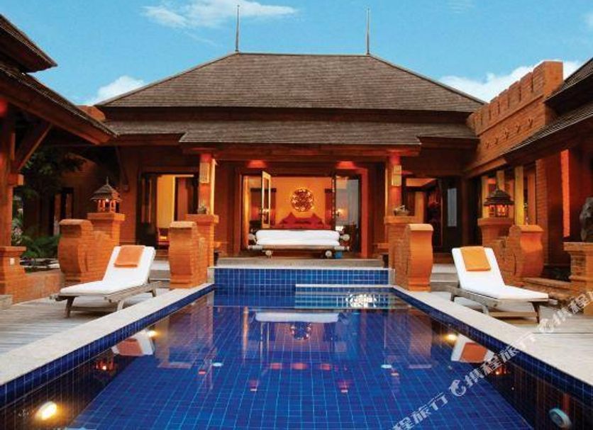 游泳池 相片