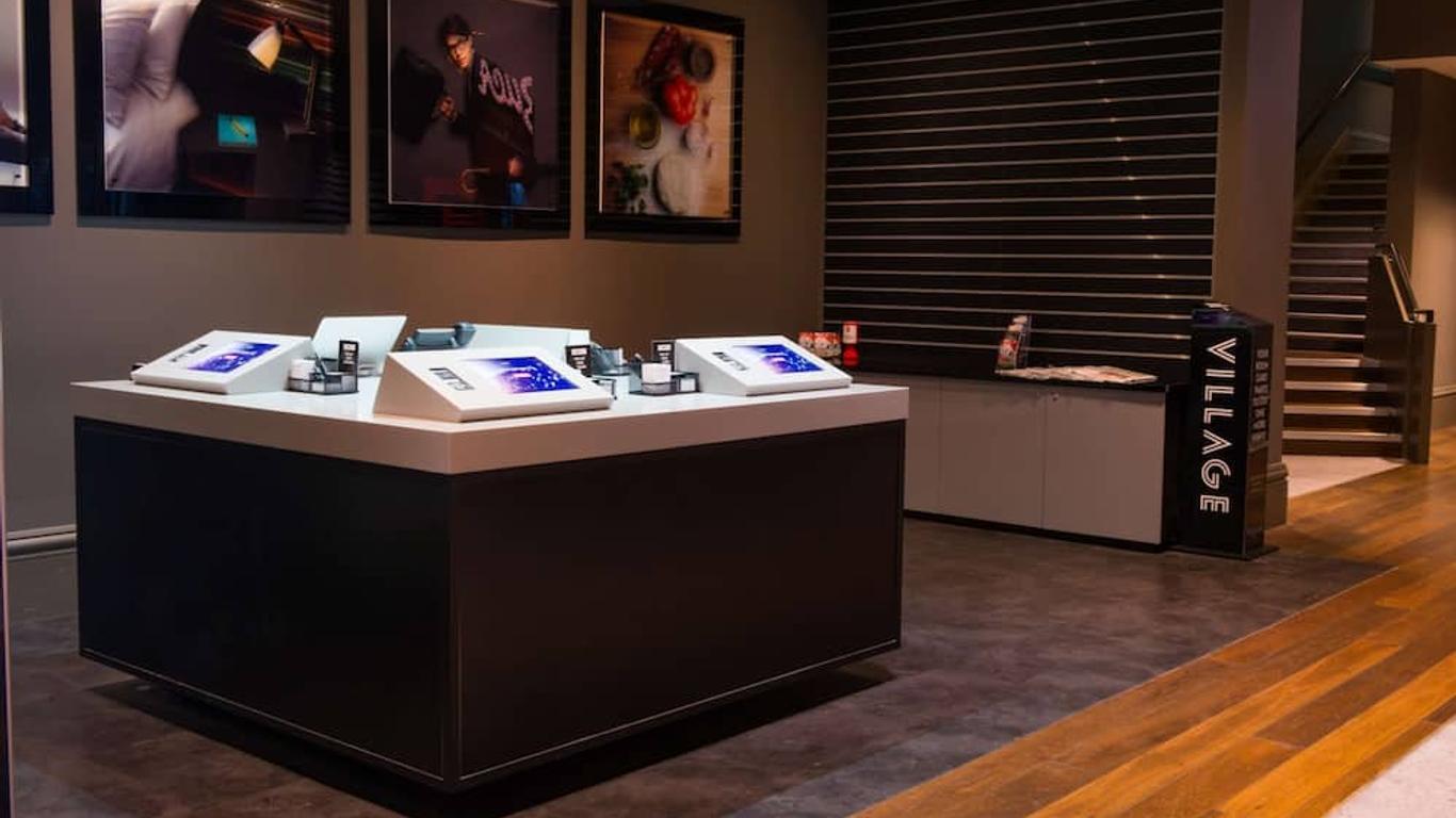 索利赫爾鄉村酒店 - 索利哈爾