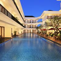 巴厘島沙努爾大皇宮酒店