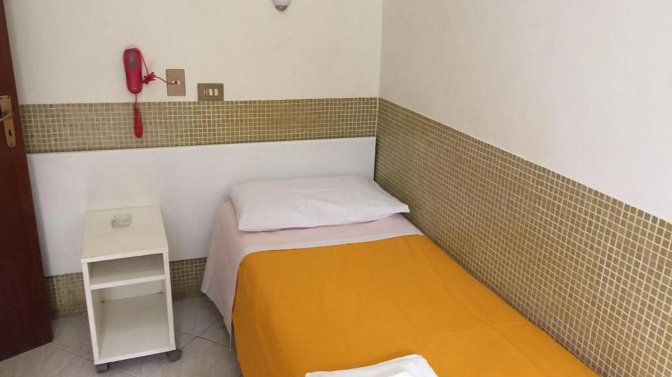 維托里奧威尼托酒店 - 那不勒斯