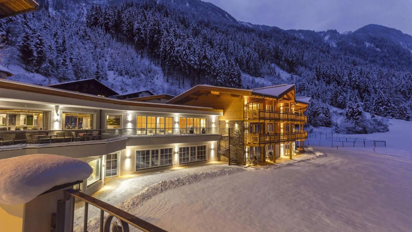 雪絨花維塔爾酒店 - 施蒂夫特施圖拜河谷
