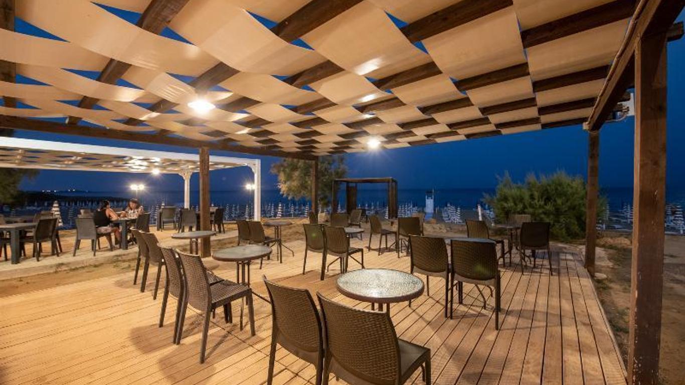 Hotel Club Eloro - 諾托