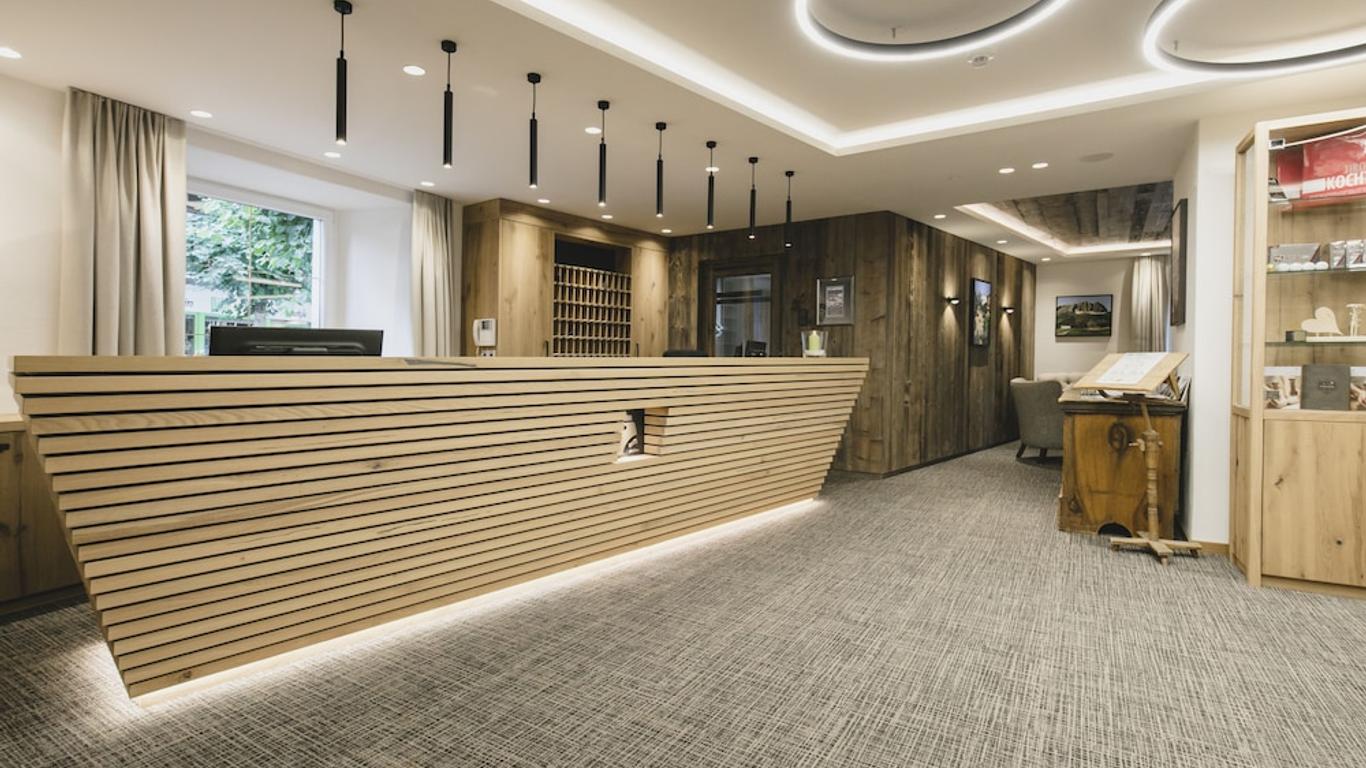 黑老鷹酒店 - 聖安東時阿爾貝格