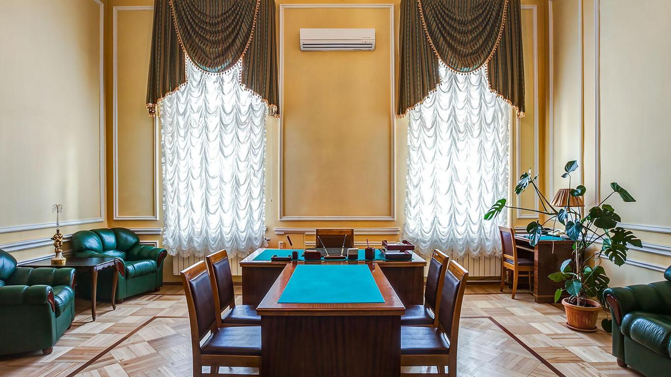 Osobnyak Voennogo Ministra Hotel