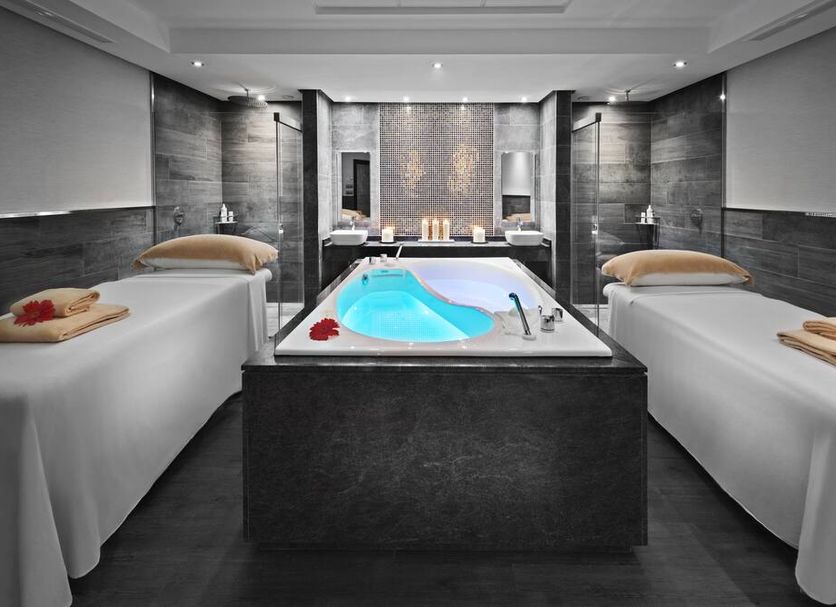 Spa 相片