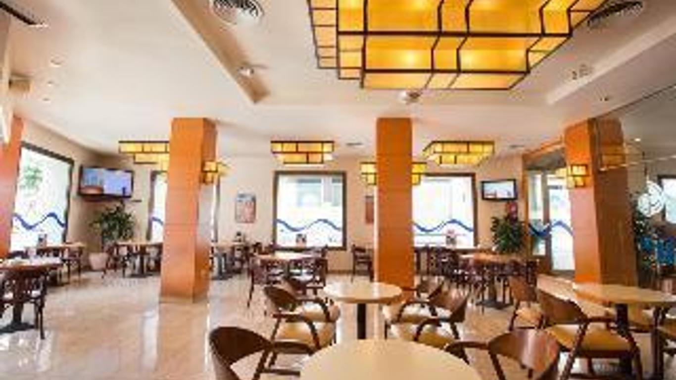 布拉瓦海岸酒店