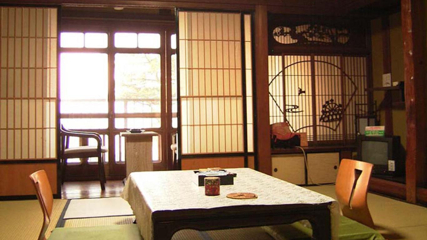 伊勢麻野館 - 伊勢