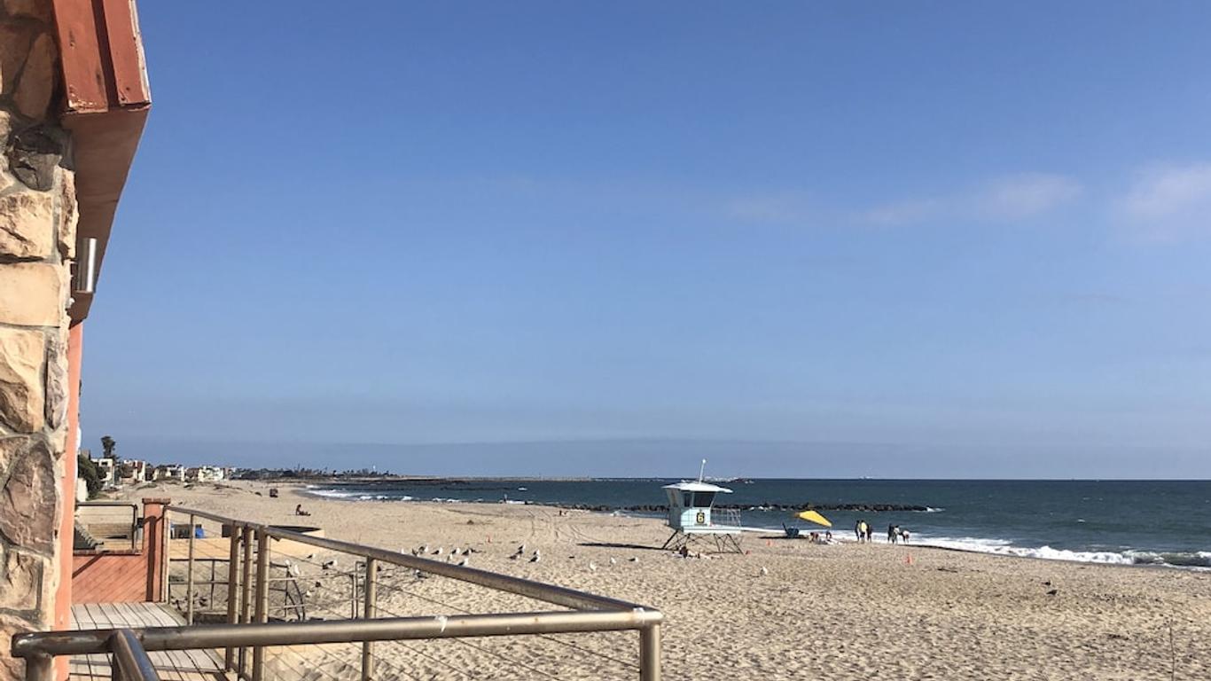 海岸渡假屋旅館 - 凡杜拉