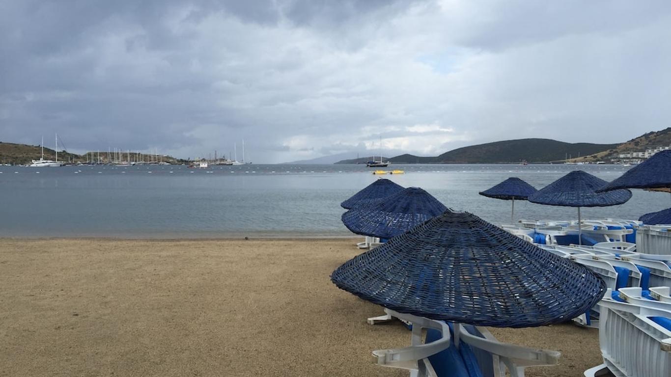 納基海灘酒店 - 波德倫