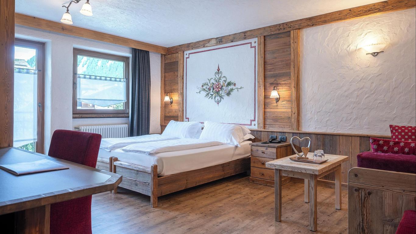 Hotel Wellness Crosal - 利維諾
