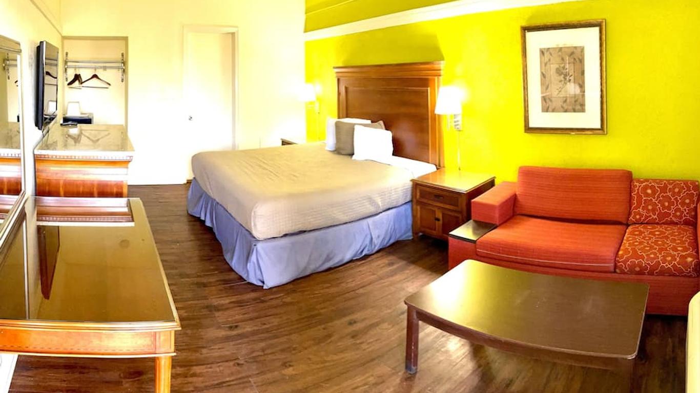 Hotel M & Conference Center - 摩根敦