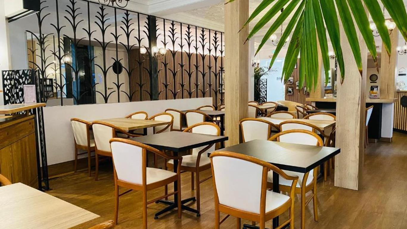 羅浮宮酒店 - 科唐坦瑟堡