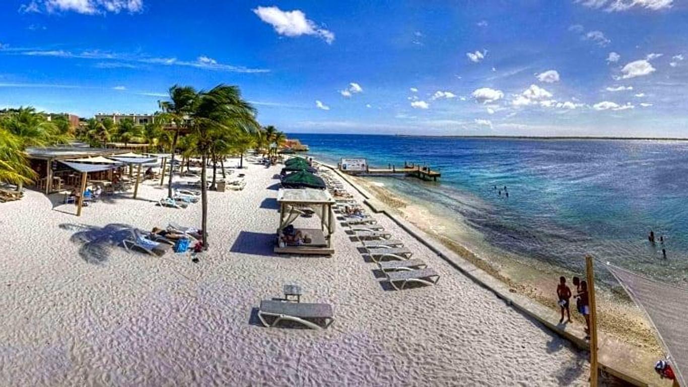 伊甸海灘度假村 - 卡蘭蒂捷克