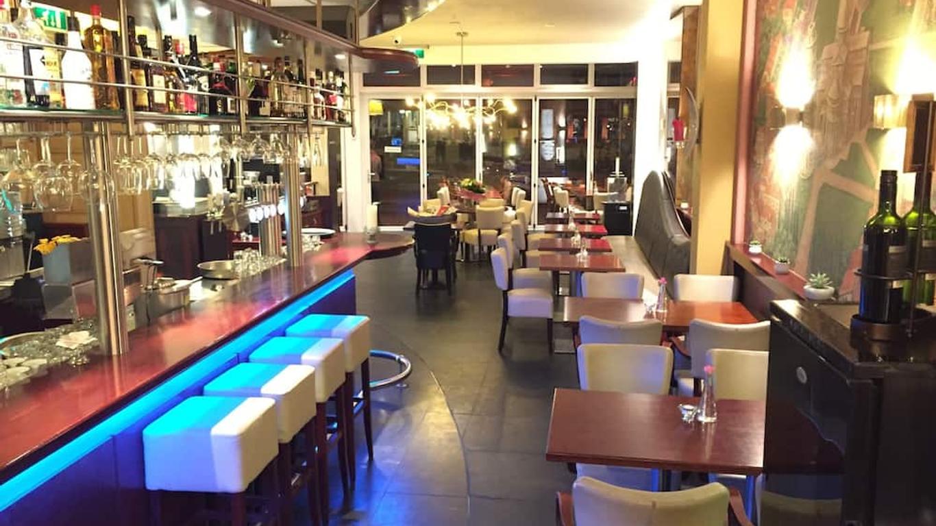 蒙塔格納戴爾蒙多酒店 - 赫爾河畔法肯堡