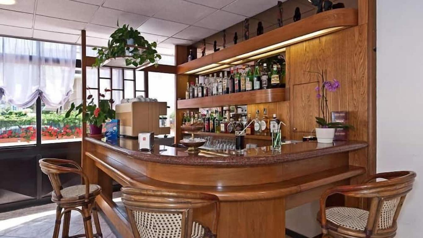 Prestige 酒店 - 卡馬約雷