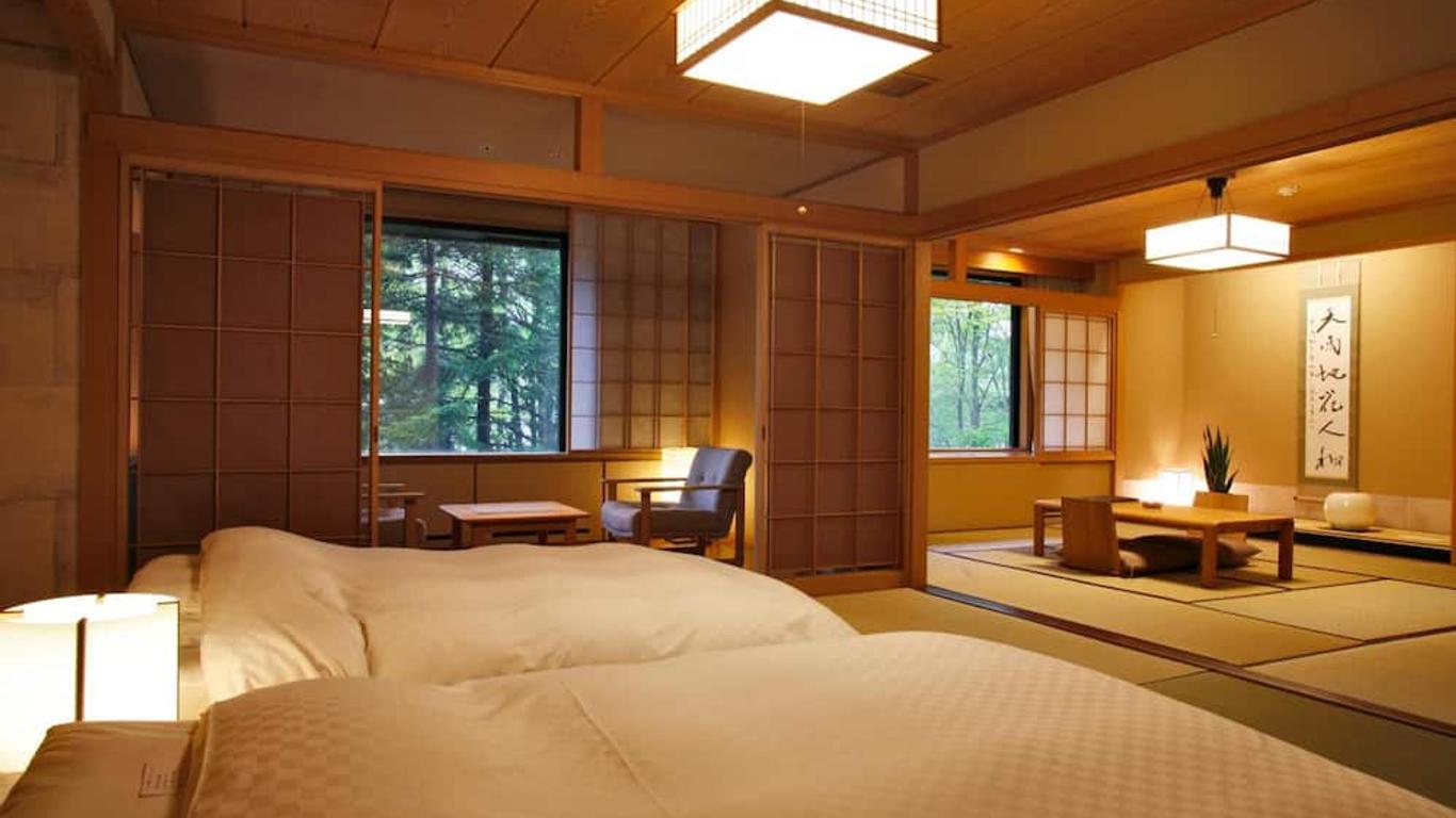 翠山亭倶樂部定山溪