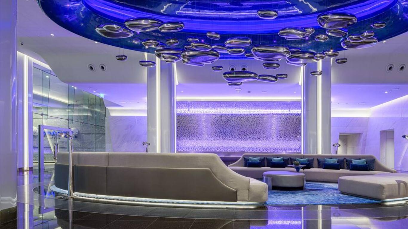 芭提雅格兰德中心太空酒店