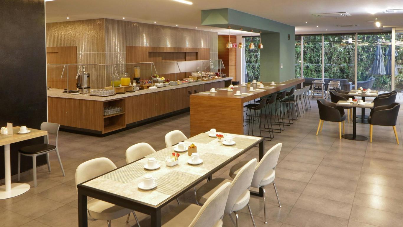 聖塔菲城市套房飯店