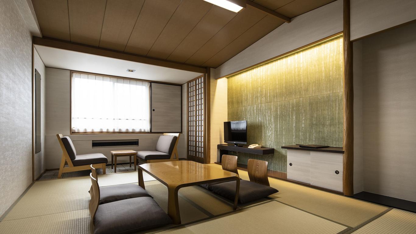 第一瀧本館