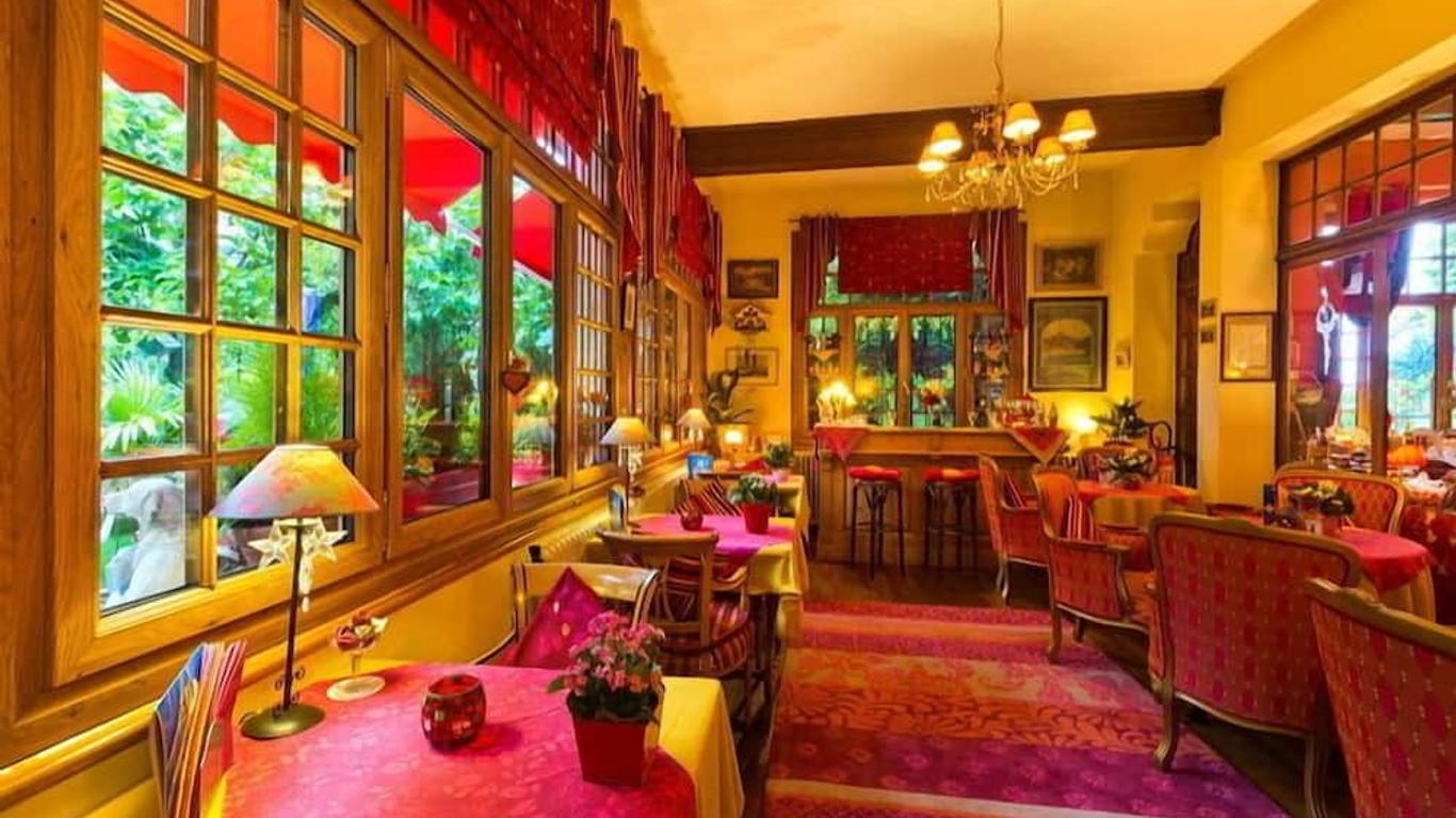 天鵝酒店 - 埃維昂萊班