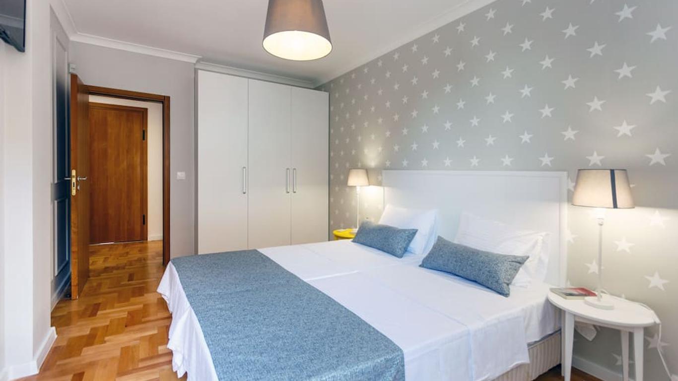 Dunav Apartment House