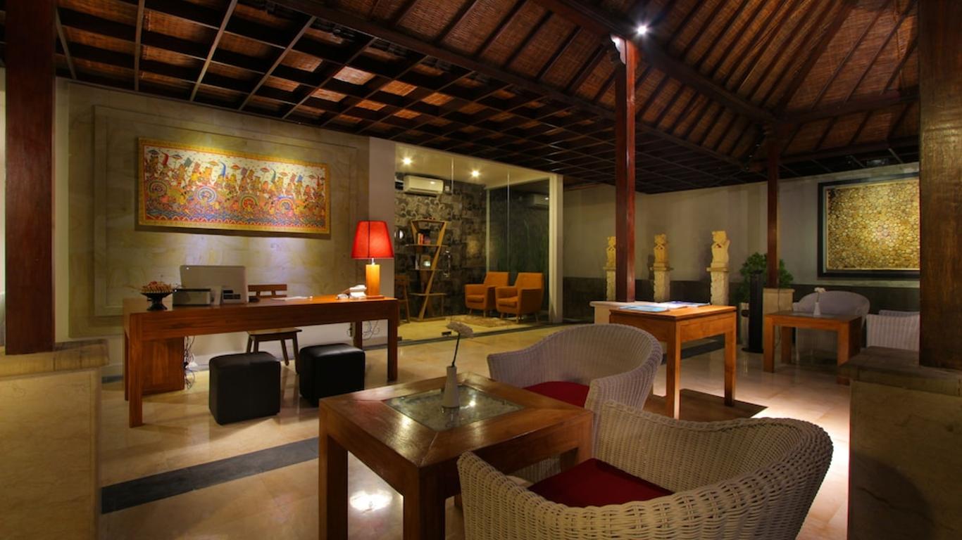 巴厘島努加丁別墅酒店 - 科洛布坎