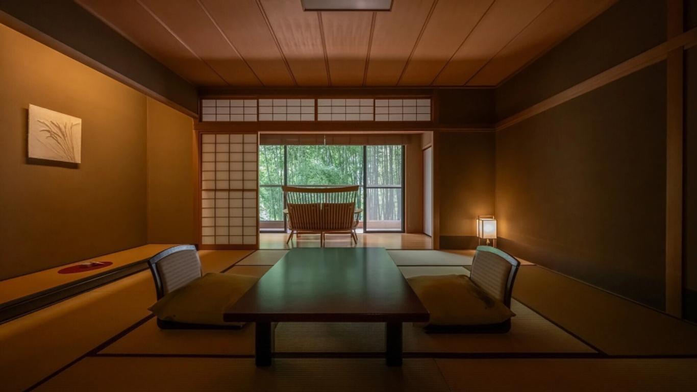 庫里亞亞索哈赤酒店