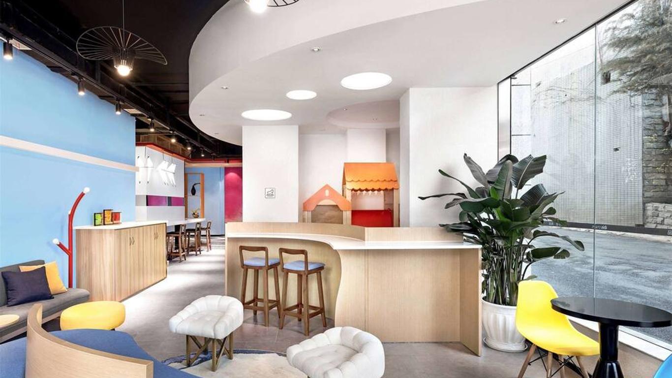 ibis Styles Chengdu Chunxi Taikoo Li Hotel