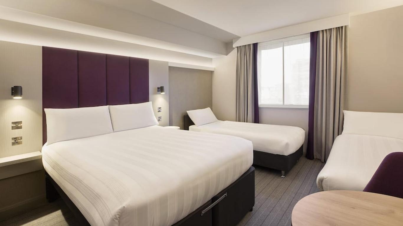 Premier Inn Edinburgh Leith Waterfront