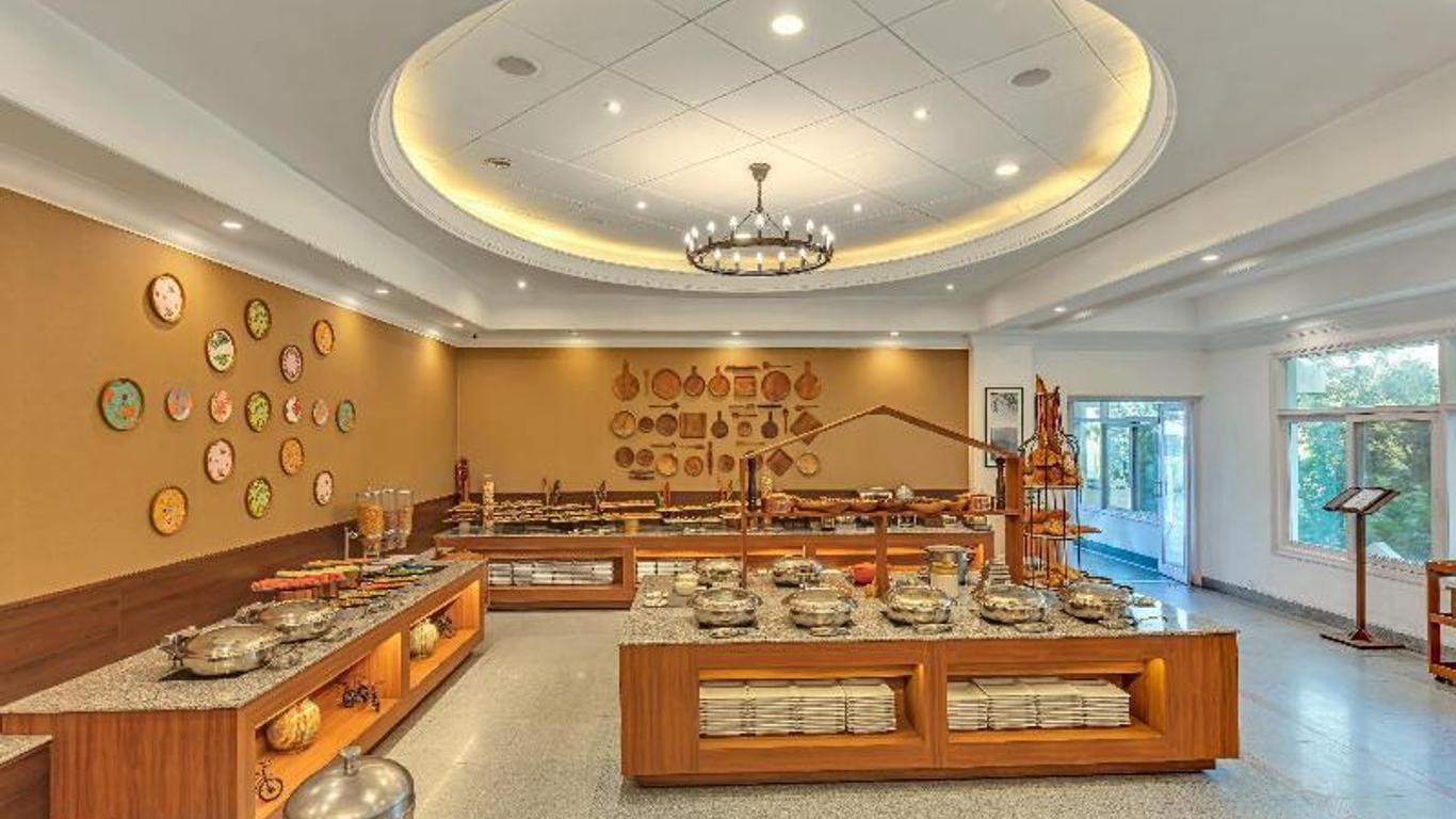 Club Mahindra Kandaghat - 斯沃地
