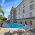 游泳池