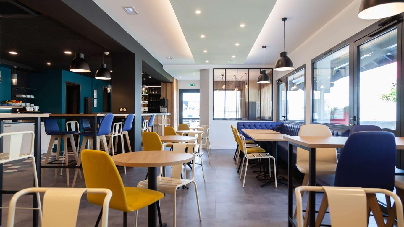 基里亞德尼奧特酒店 - 尼歐爾