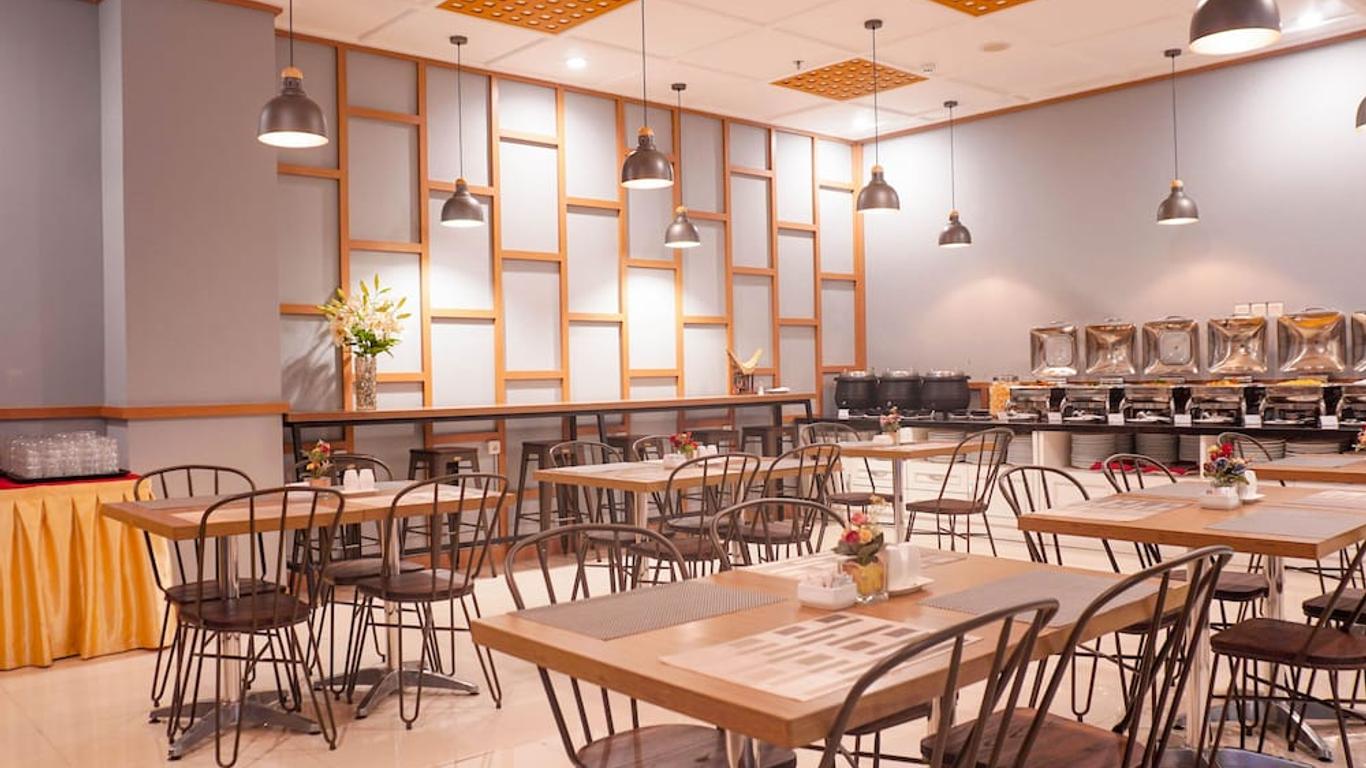 瑪加沙帕納庫康法維酒店 - 瑪加沙