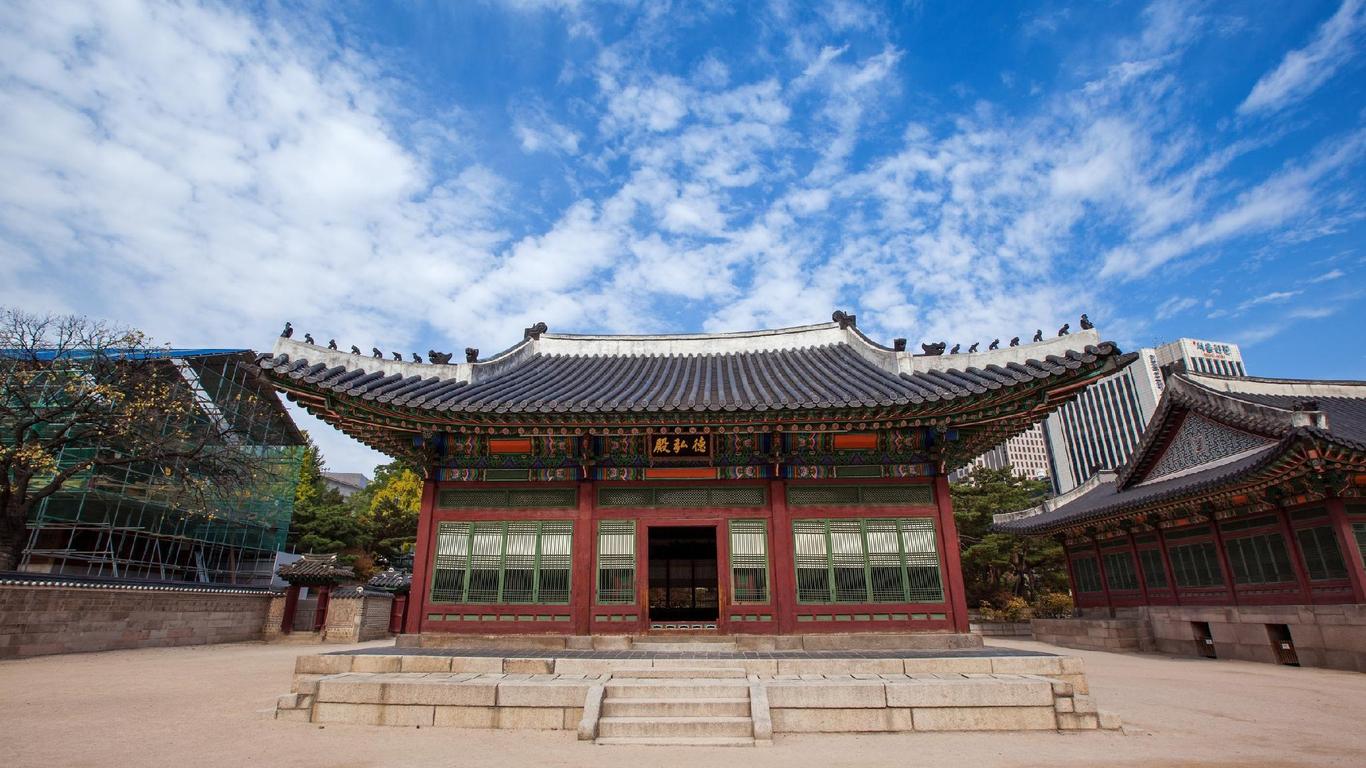 24旅館新村
