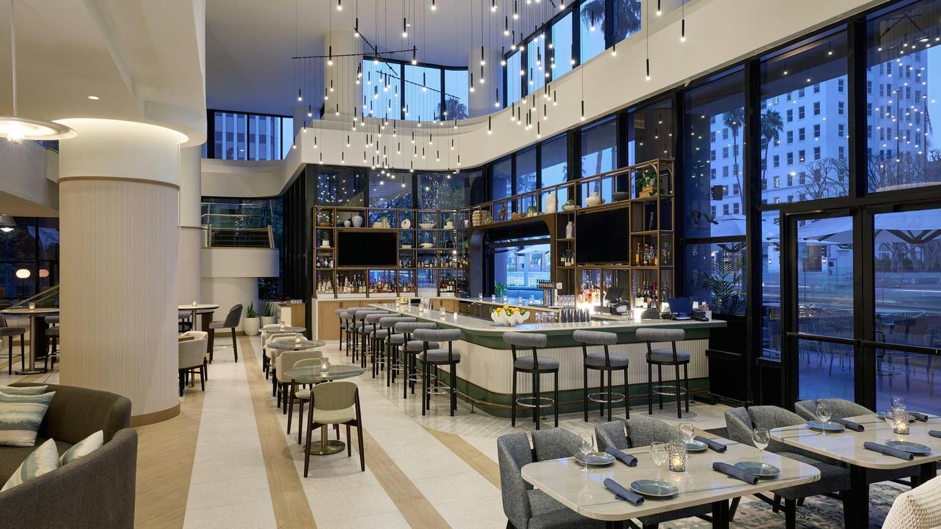 長灘萬麗飯店