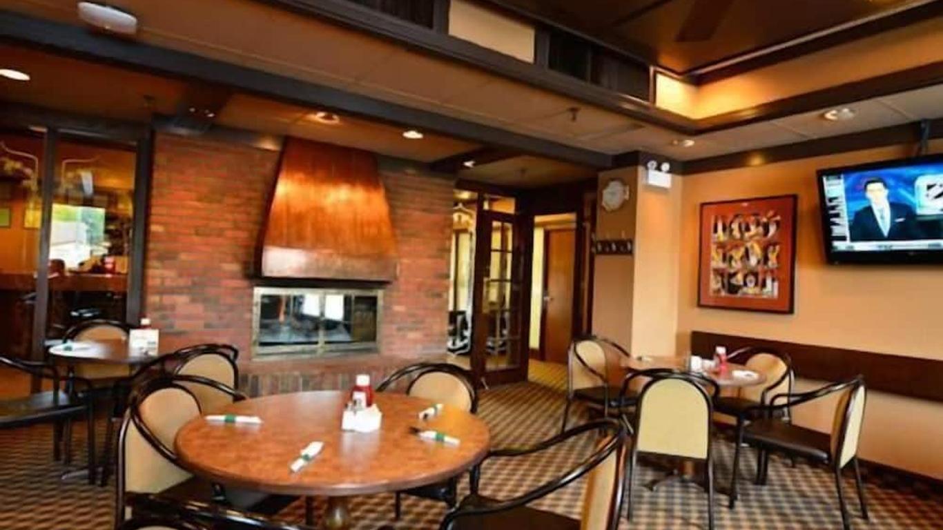 阿西尼博因戈登公園酒店 - 溫尼伯