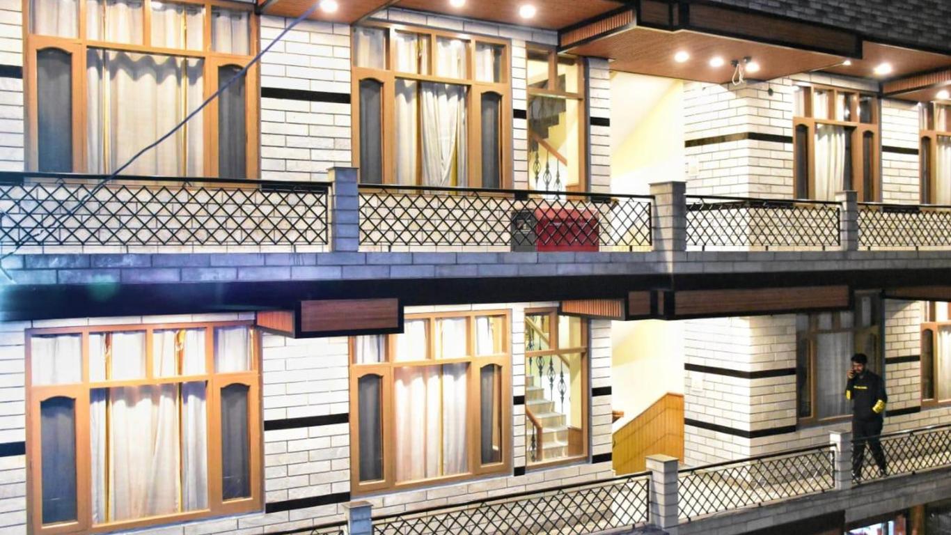 新阿達什訥酒店 - 馬納利
