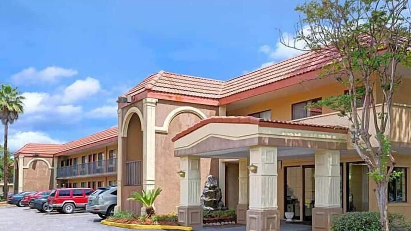 奧蘭治公園傑克森維爾速 8 酒店 - 傑克遜維爾