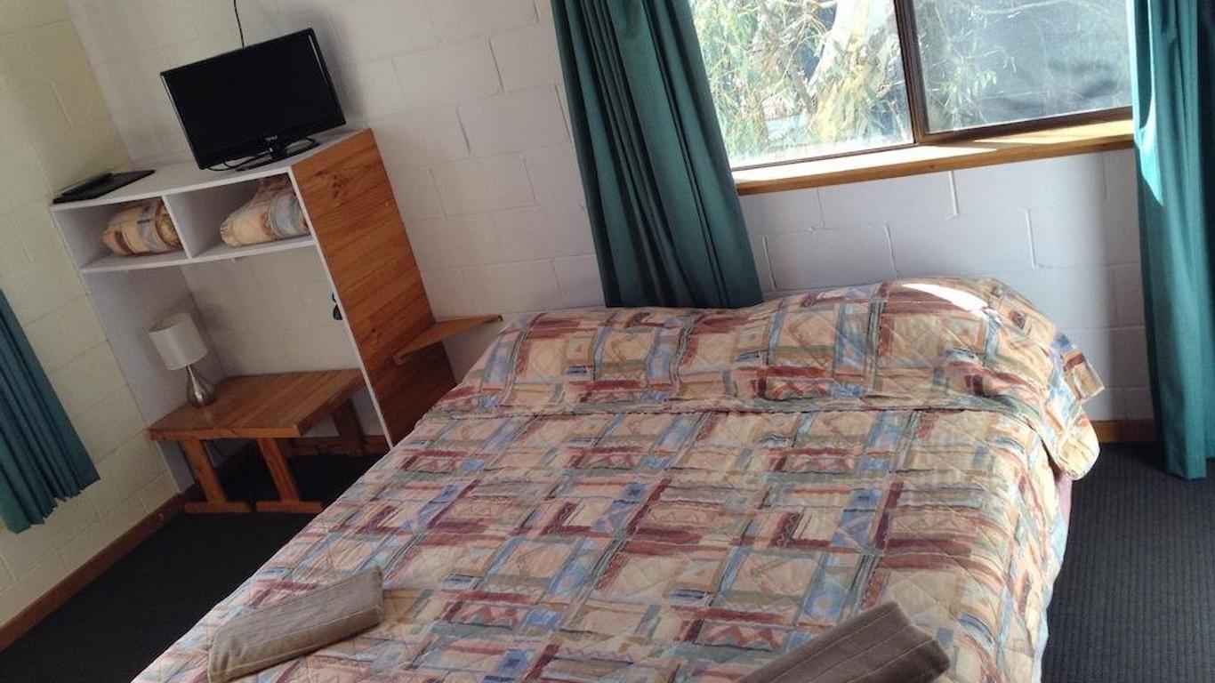 金德拜恩木屋 - 金達比內