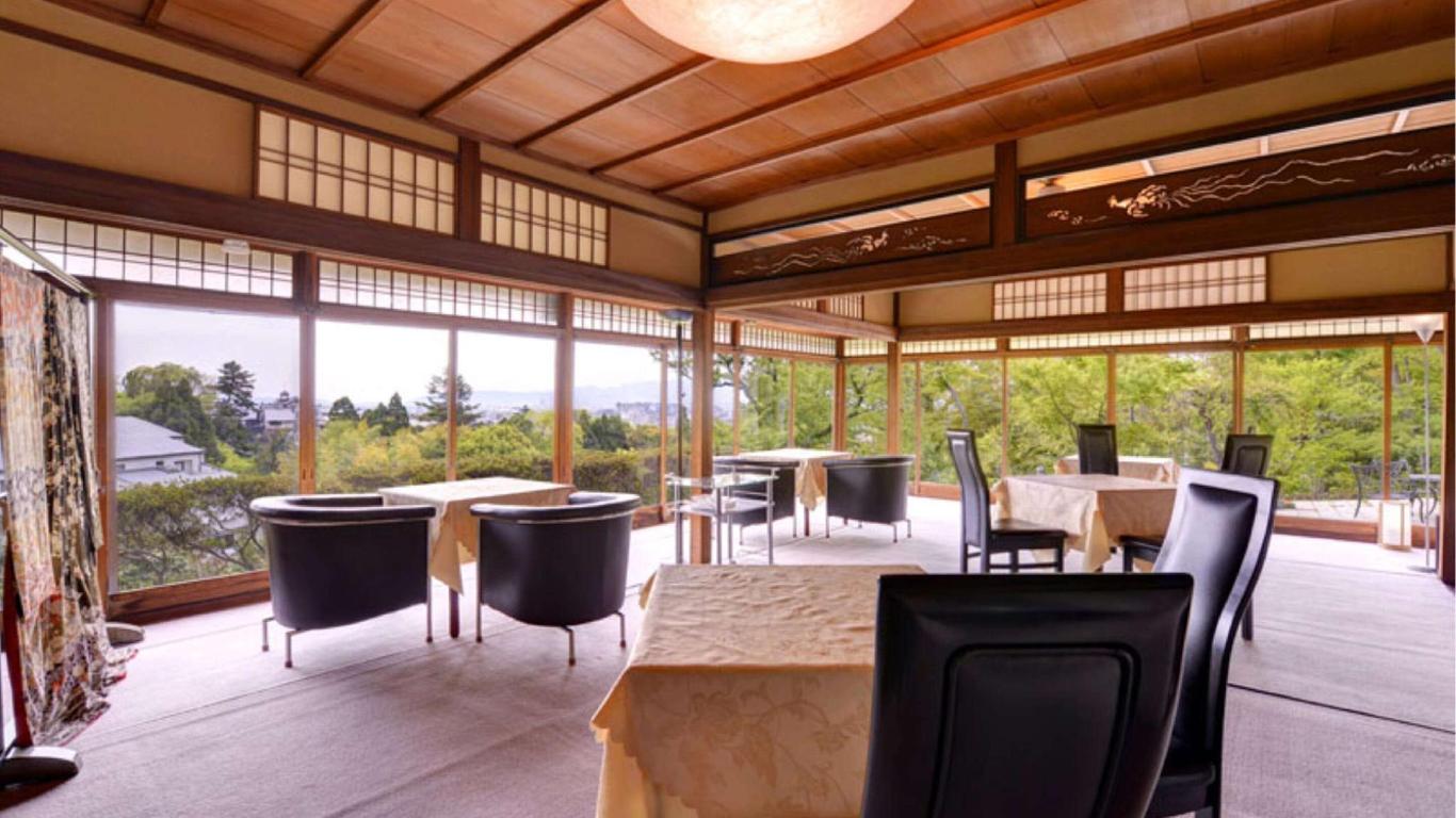 京都東山三塔庵飯店