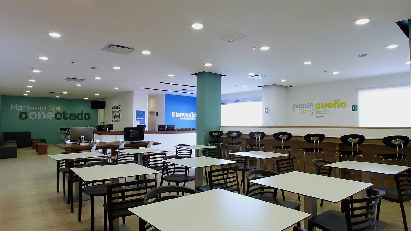 蘇爾萬克雷塔羅中央酒店 - 克雷塔羅