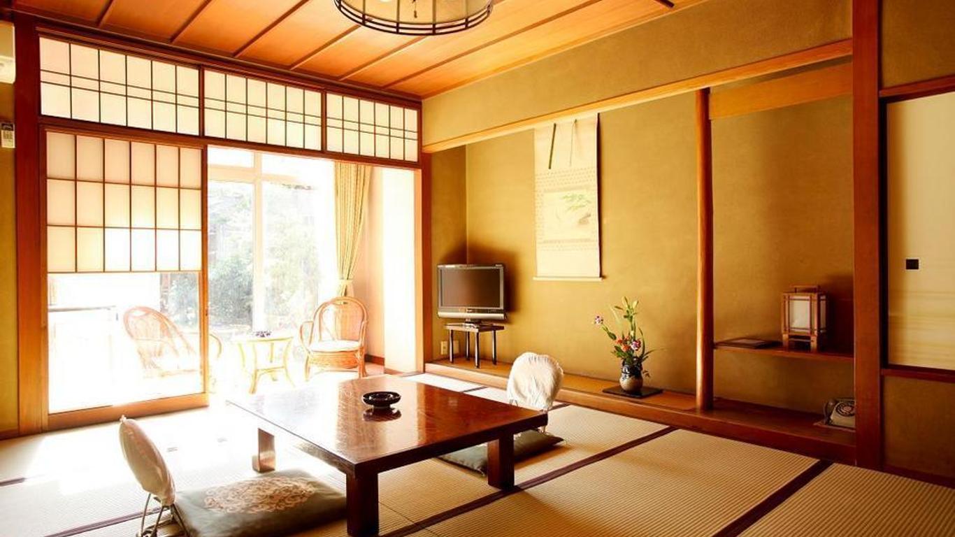 新龜屋旅館